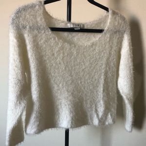 Shaggy white chic top
